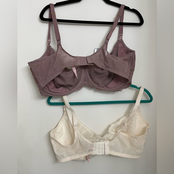 Two pack of bras, 42DD and 42E - Picture 2 of 9